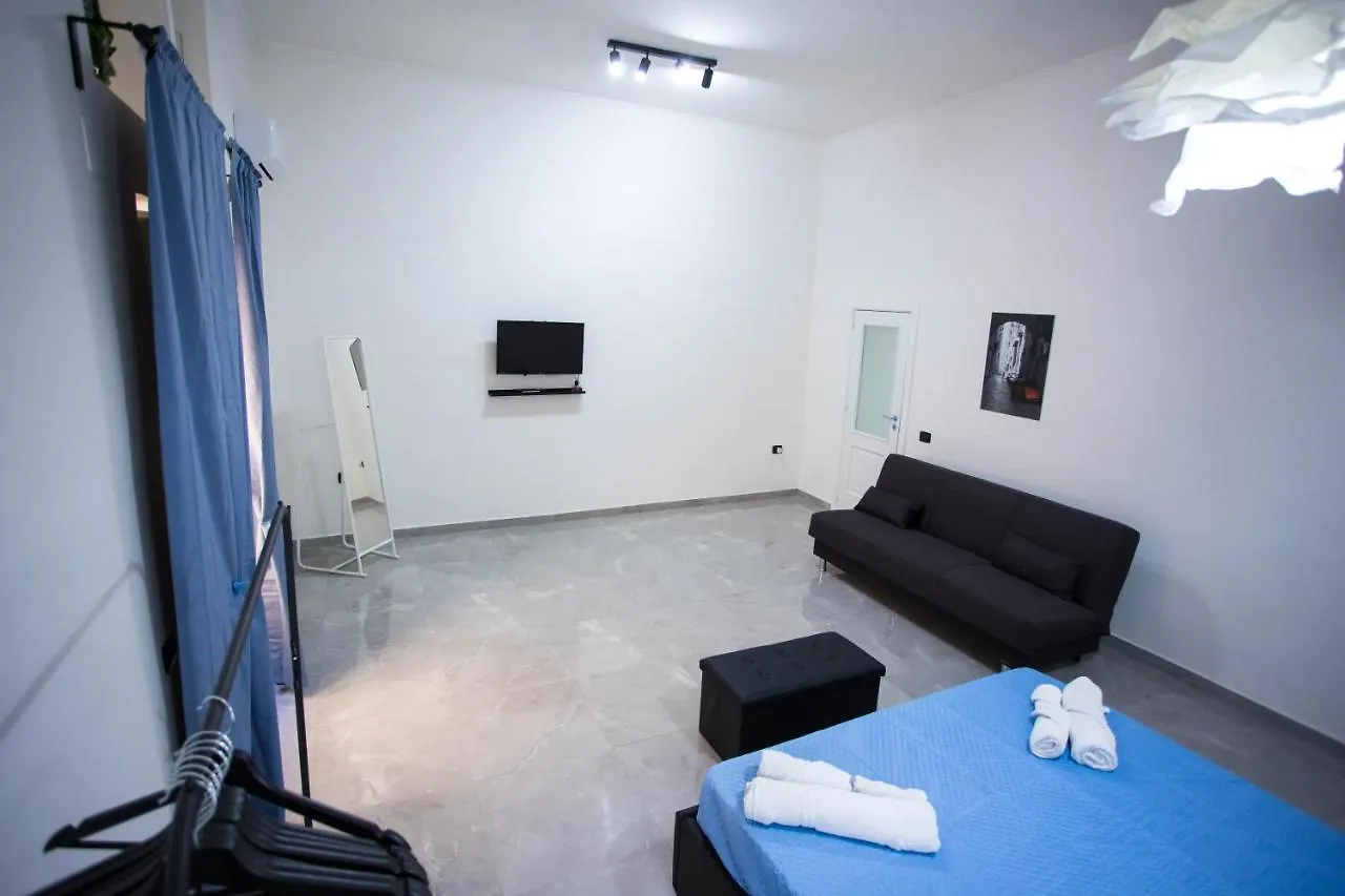 Casa Barrio Espanol Naples Apartment